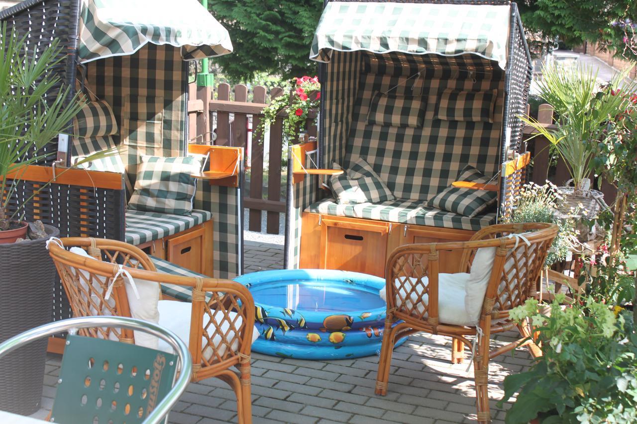 Pension Und Restaurant Die Burg Ehrenfriedersdorf Dış mekan fotoğraf
